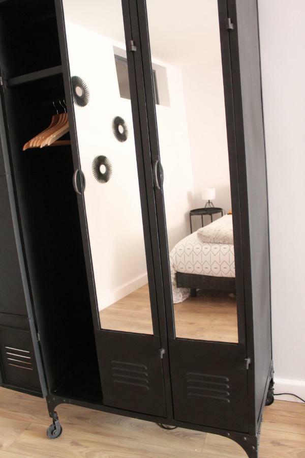 Studio De Charme Au Pays De La Madeleine Apartment Commercy ภายนอก รูปภาพ